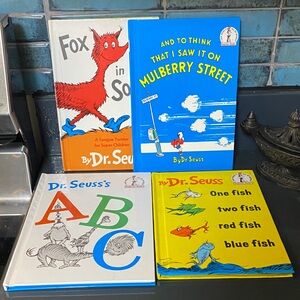 4- VINTAGE -Dr.Seuss